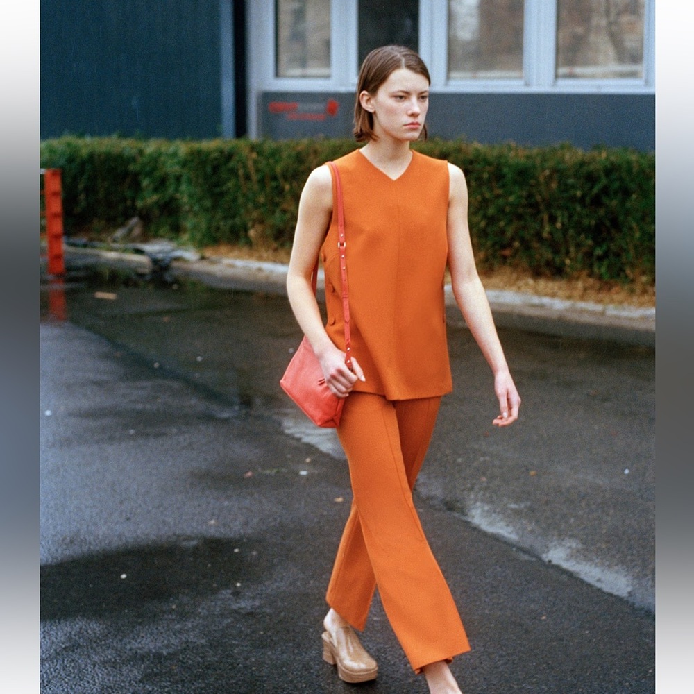 Zara Orange co ord. Side button top and ankle pants in size Small